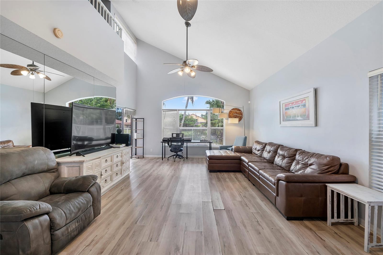 4020 Dorado Drive — photo 3