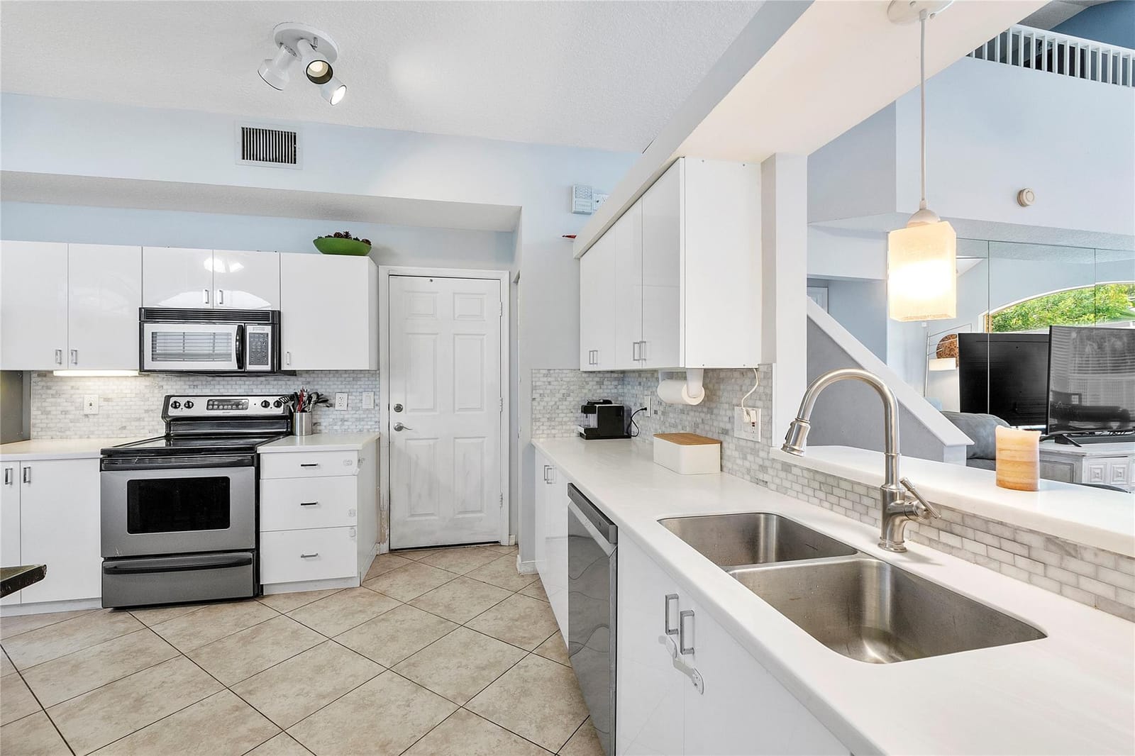 4020 Dorado Drive, Riviera Beach, FL 33418 photo 21