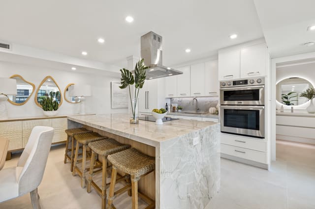 2773 S Ocean Boulevard 406, sold in Carlyle House Condo, Palm Beach, FL