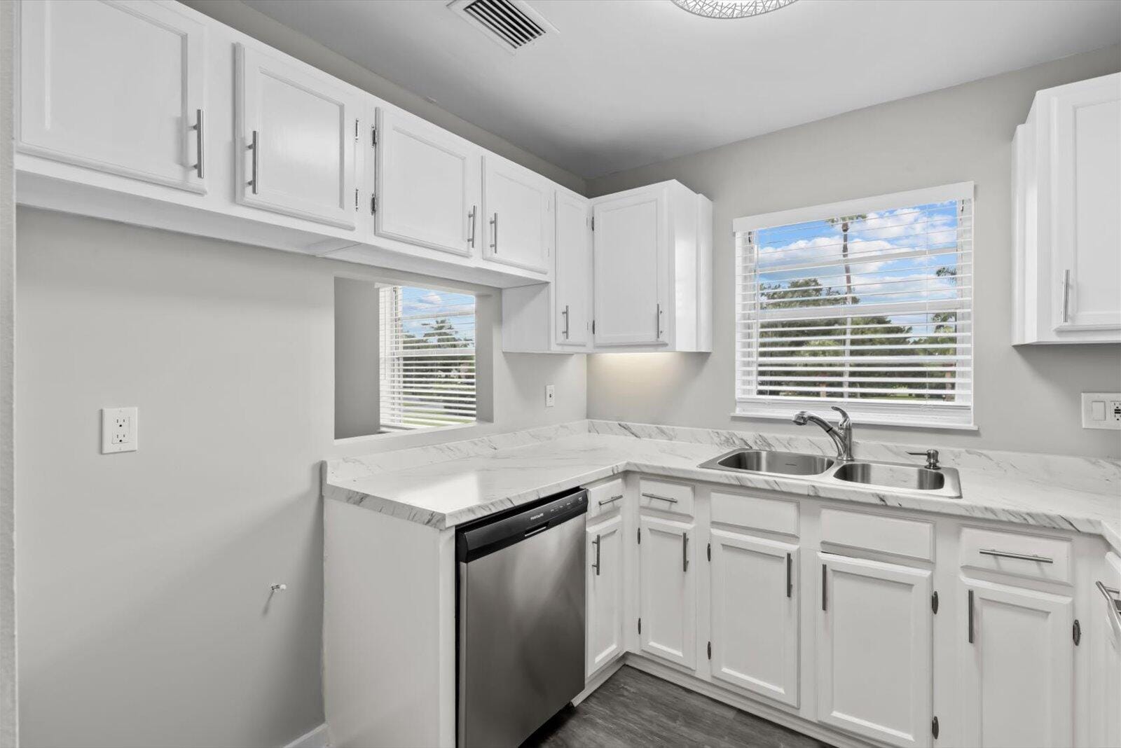 8 Vista Gardens Trail 201 — photo 6