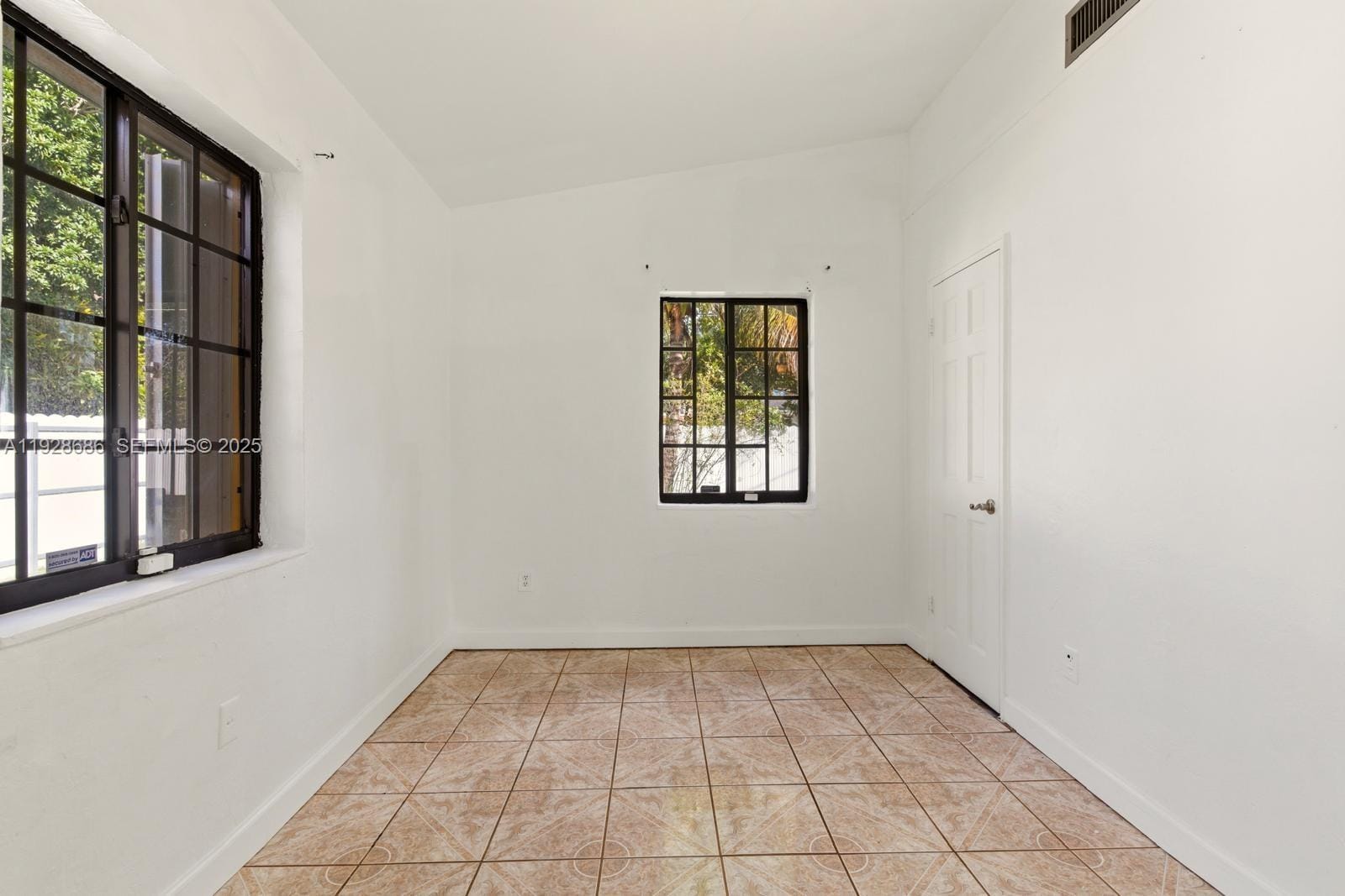 18141 NW 4th Avenue, Miami Gardens, FL 33169 photo 13