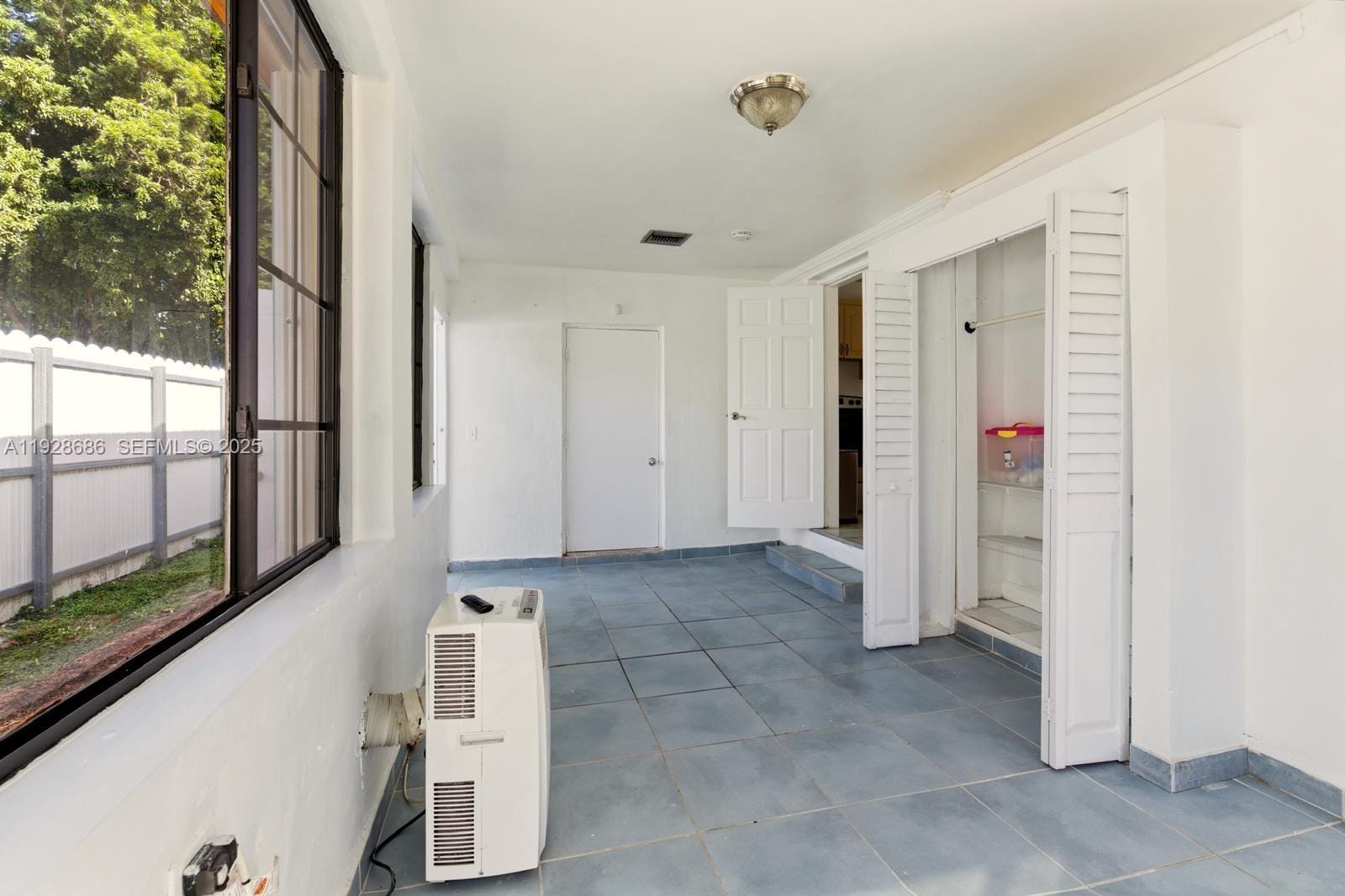 18141 NW 4th Avenue, Miami Gardens, FL 33169 photo 9