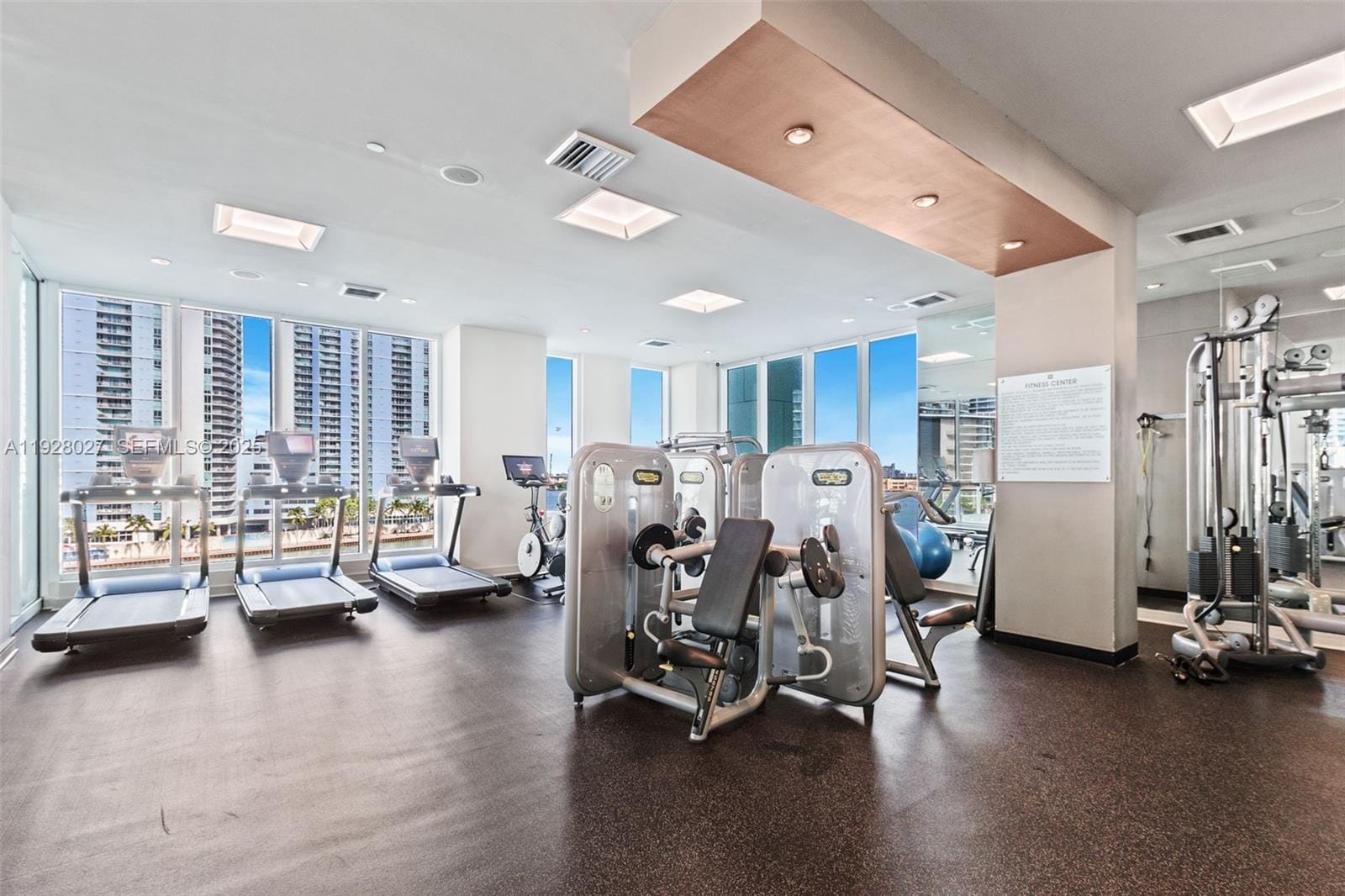 900 Brickell Key Boulevard 2002, Miami, FL 33131 photo 19