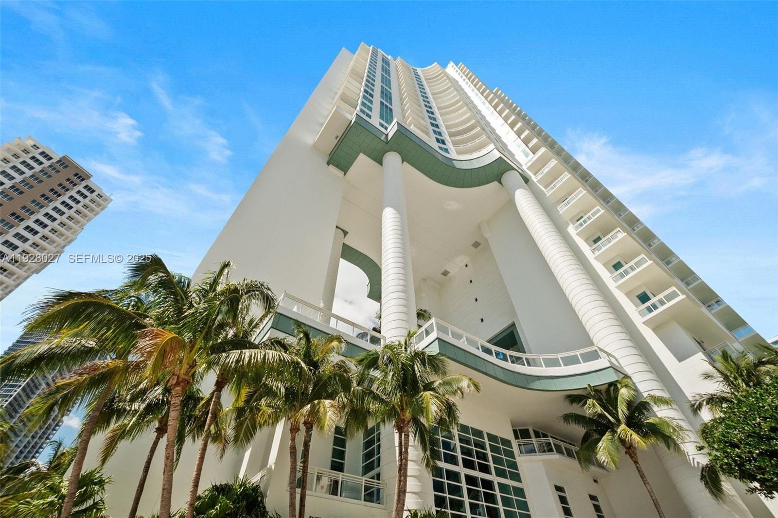 900 Brickell Key Boulevard 2002, Miami, FL 33131 photo 23