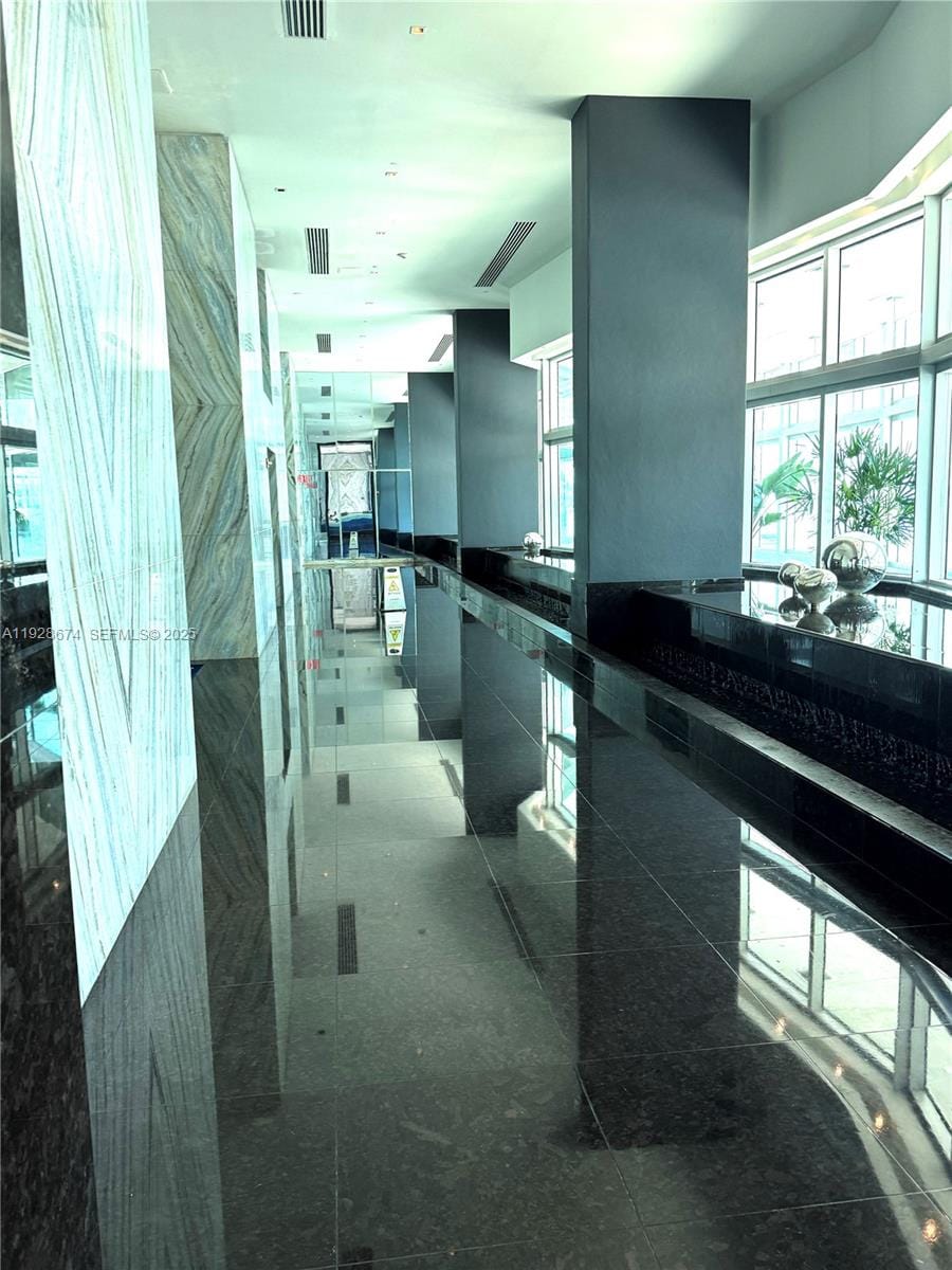 335 S Biscayne Boulevard 2403, Miami, FL 33131 photo 21