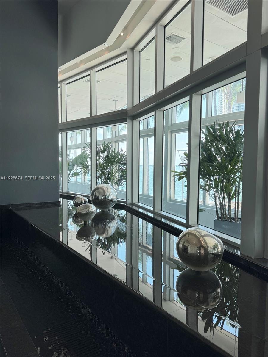 335 S Biscayne Boulevard 2403, Miami, FL 33131 photo 22
