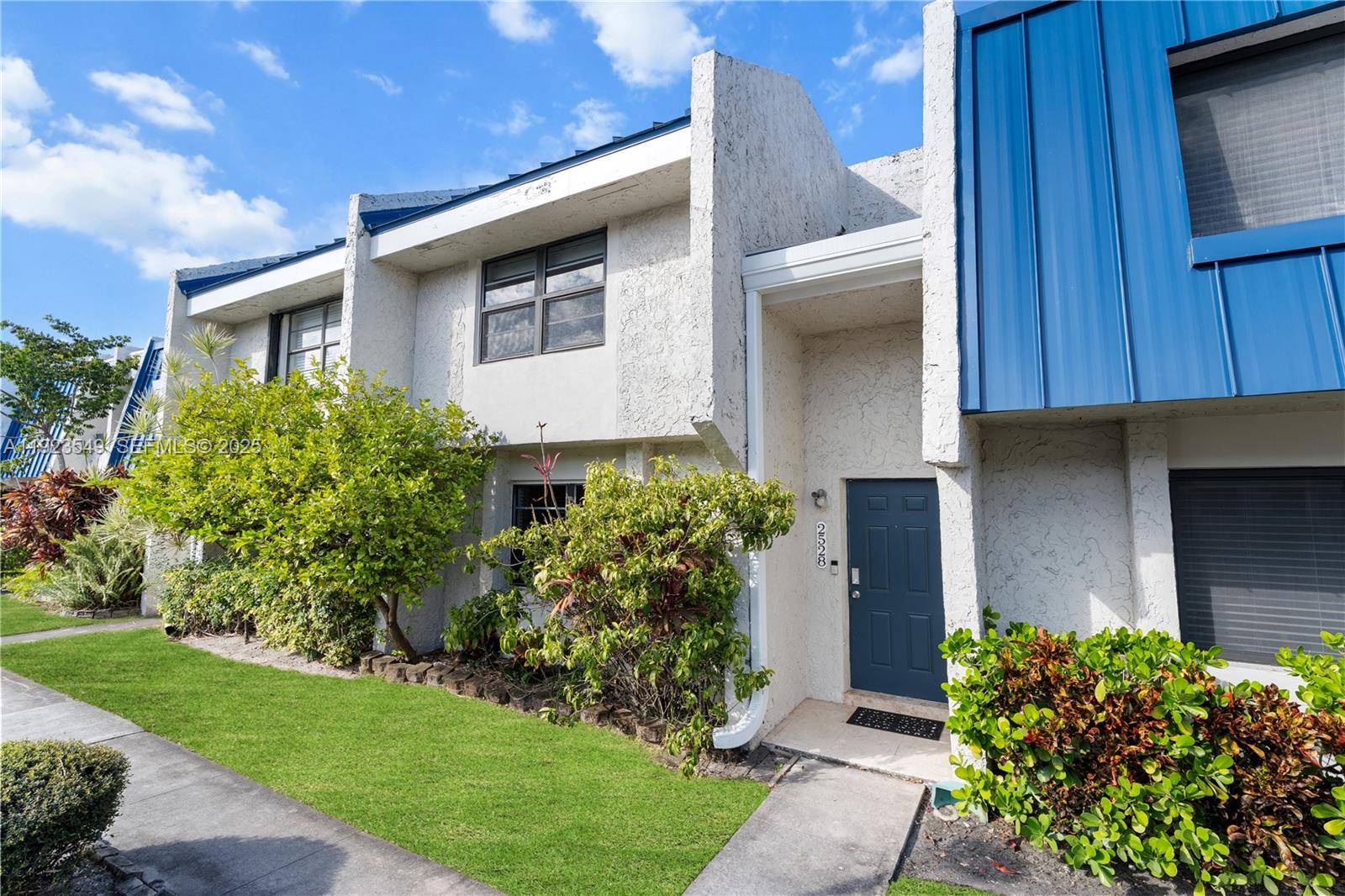 2528 N 38 Avenue D32, Hollywood, FL 33021, Hollywood