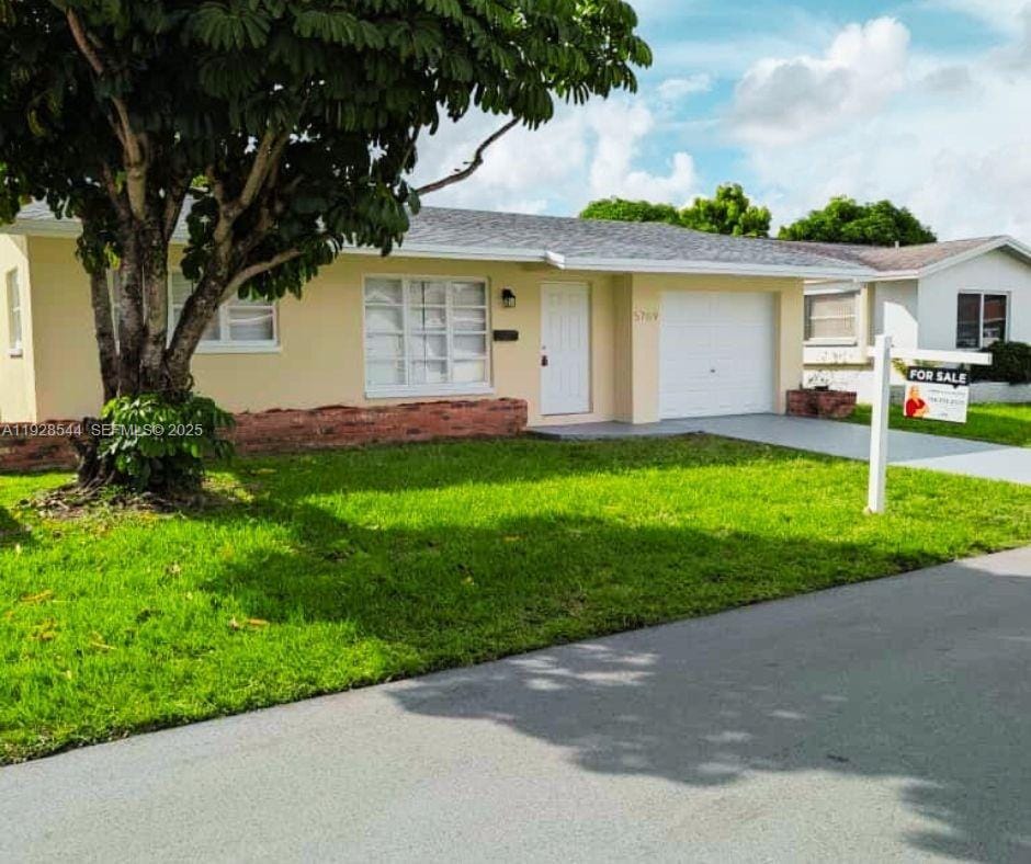 5709 NW 64th Way — photo 3