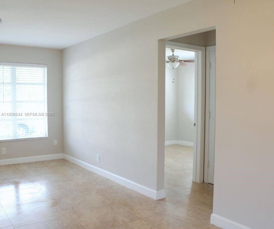 5709 NW 64th Way — photo 9