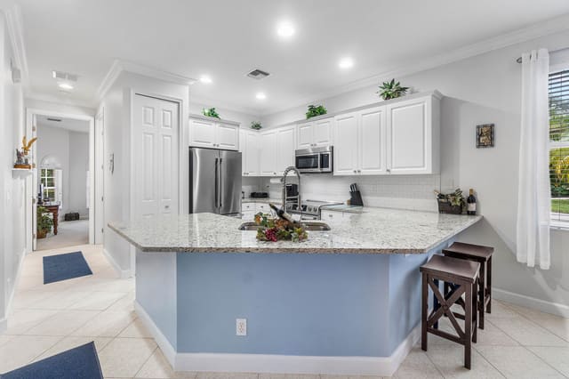 7071 Torrey Pines Circle, Port St. Lucie, FL 34986