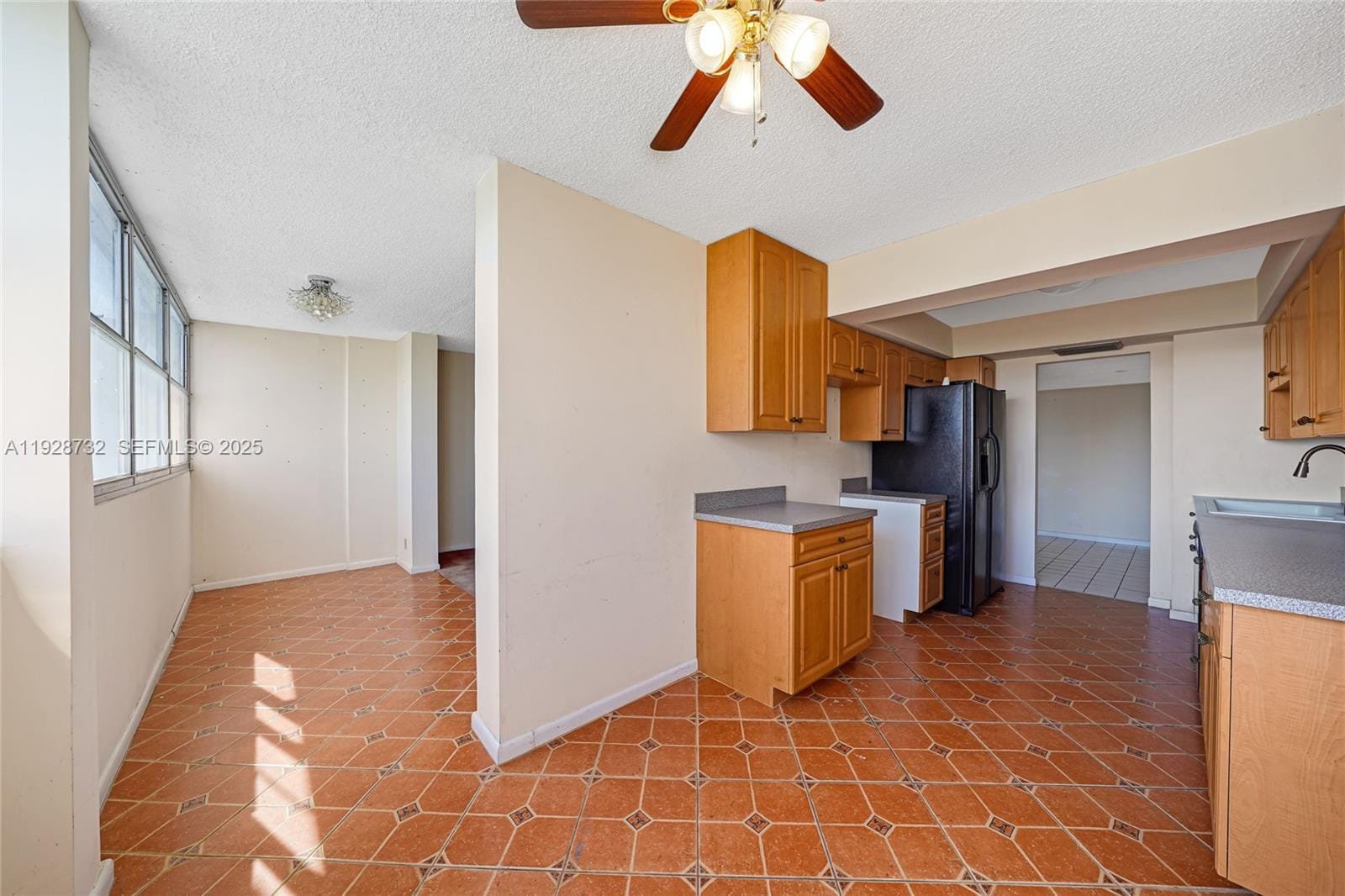 100 Golden Isles Drive PH 6, Hallandale Beach, FL 33009 photo 13
