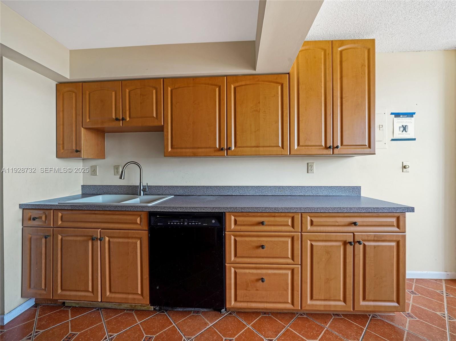 100 Golden Isles Drive PH 6, Hallandale Beach, FL 33009 photo 16