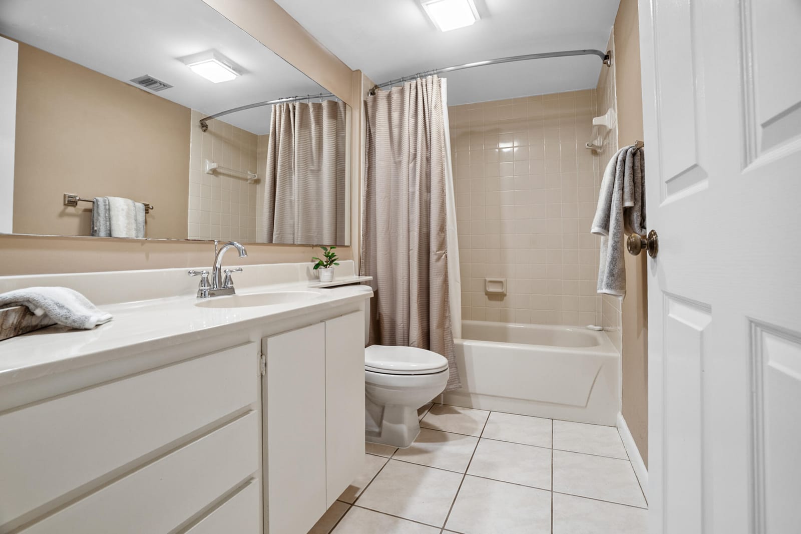 6061 Balboa Circle 102, Boca Raton, FL 33433 photo 11