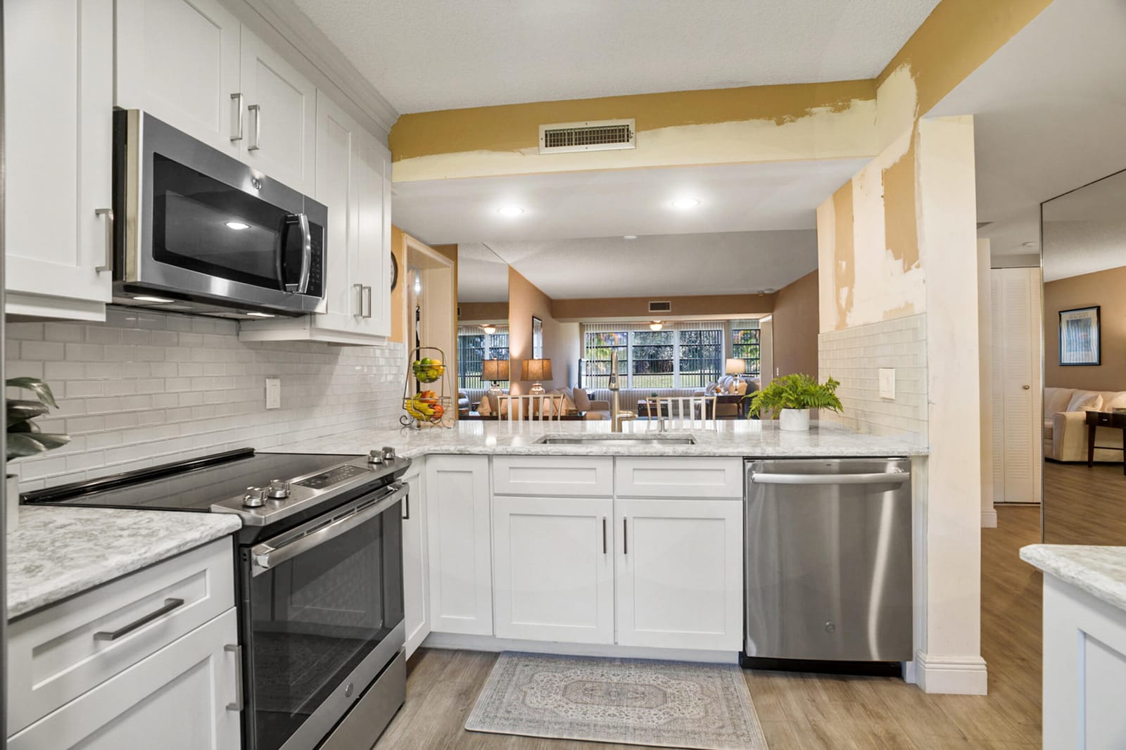 6061 Balboa Circle 102, Boca Raton, FL 33433 photo 15