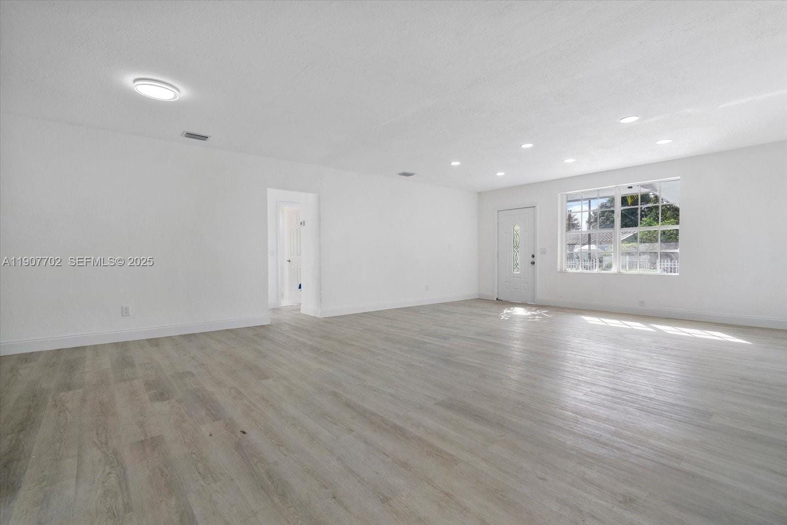 261 NE 172nd Street, North Miami Beach, FL 33162 photo 11