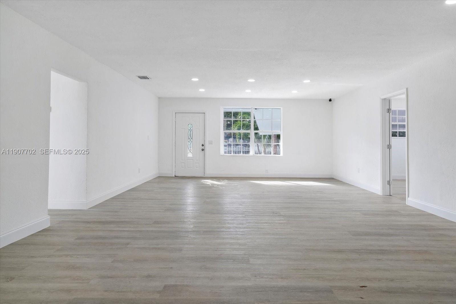 261 NE 172nd Street, North Miami Beach, FL 33162 photo 10