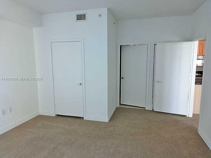 1111 SW 1st Avenue 1123N — photo 9