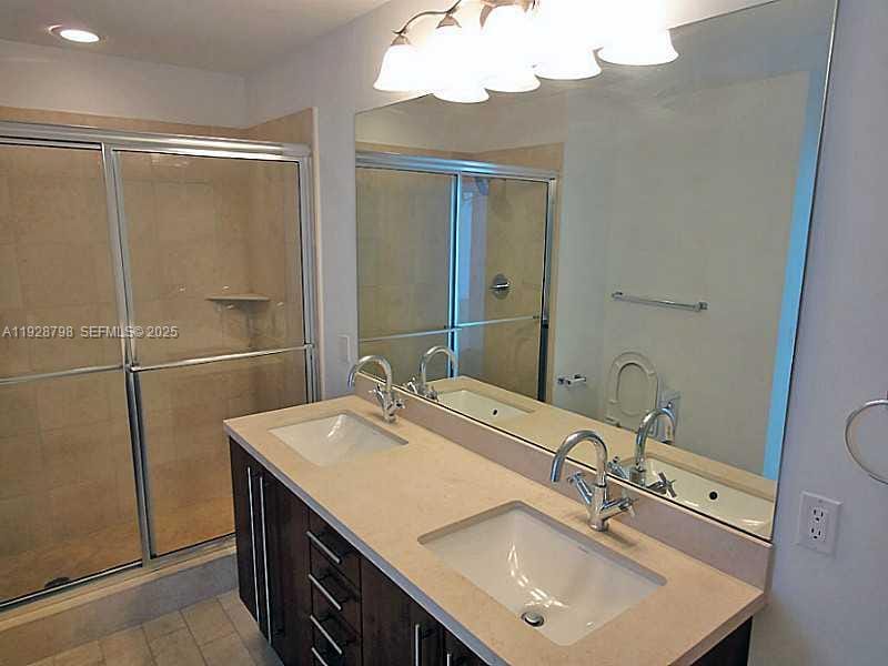 1111 SW 1st Avenue 1123N — photo 10