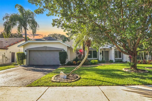 5164 NW 53rd Avenue, Coconut Creek, FL 33073
