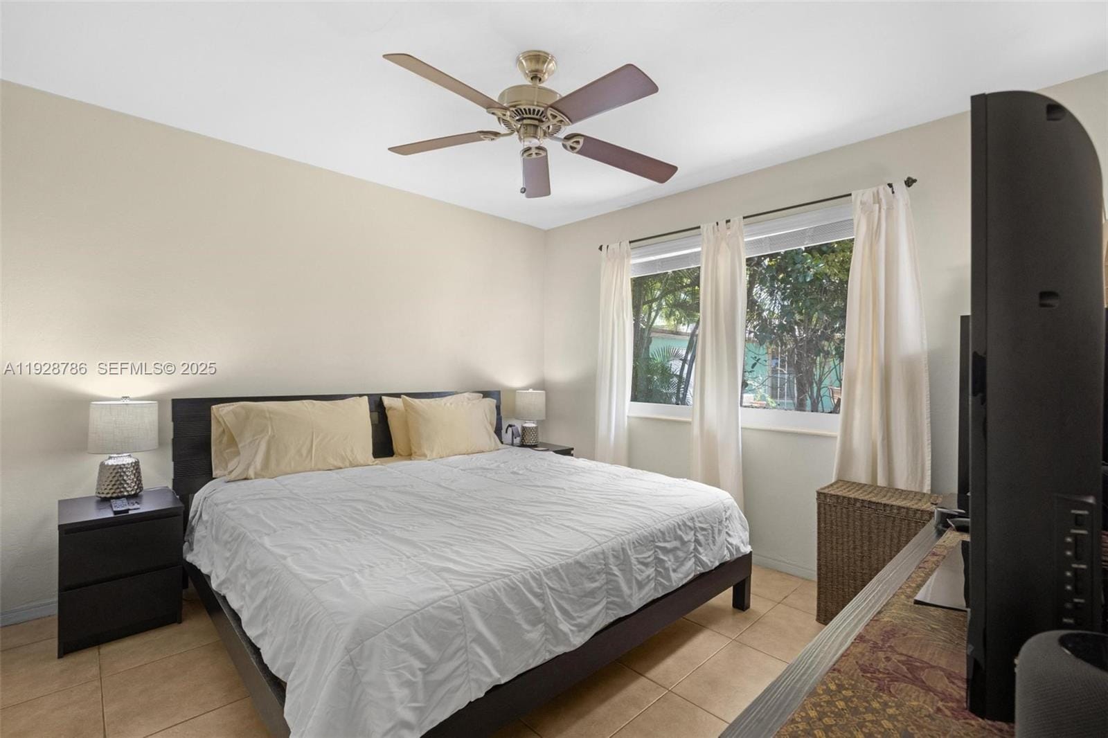 1433 NE 22nd Street, Wilton Manors, FL 33305 photo 17