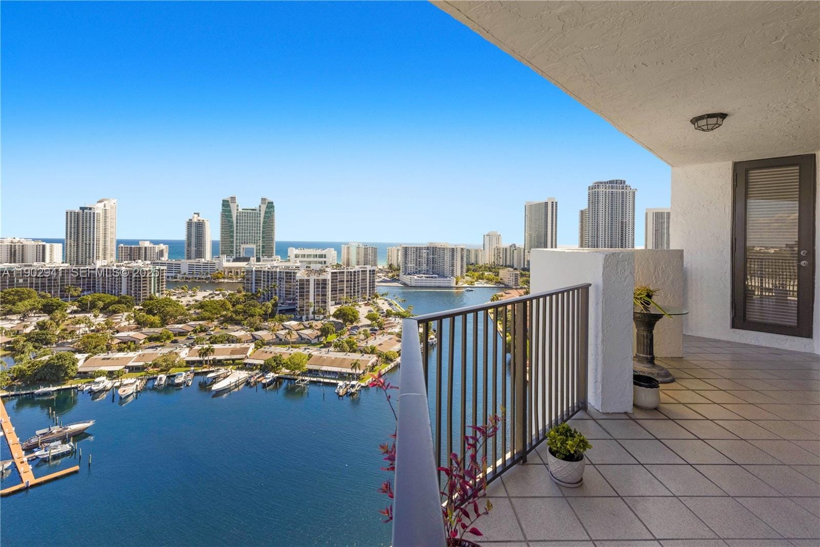 300 Three Islands Boulevard PH2A — photo 5