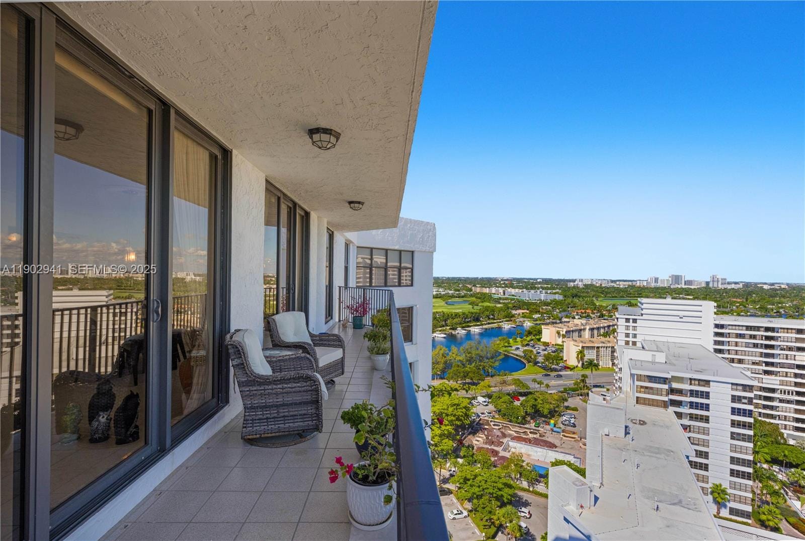 300 Three Islands Boulevard PH2A — photo 8