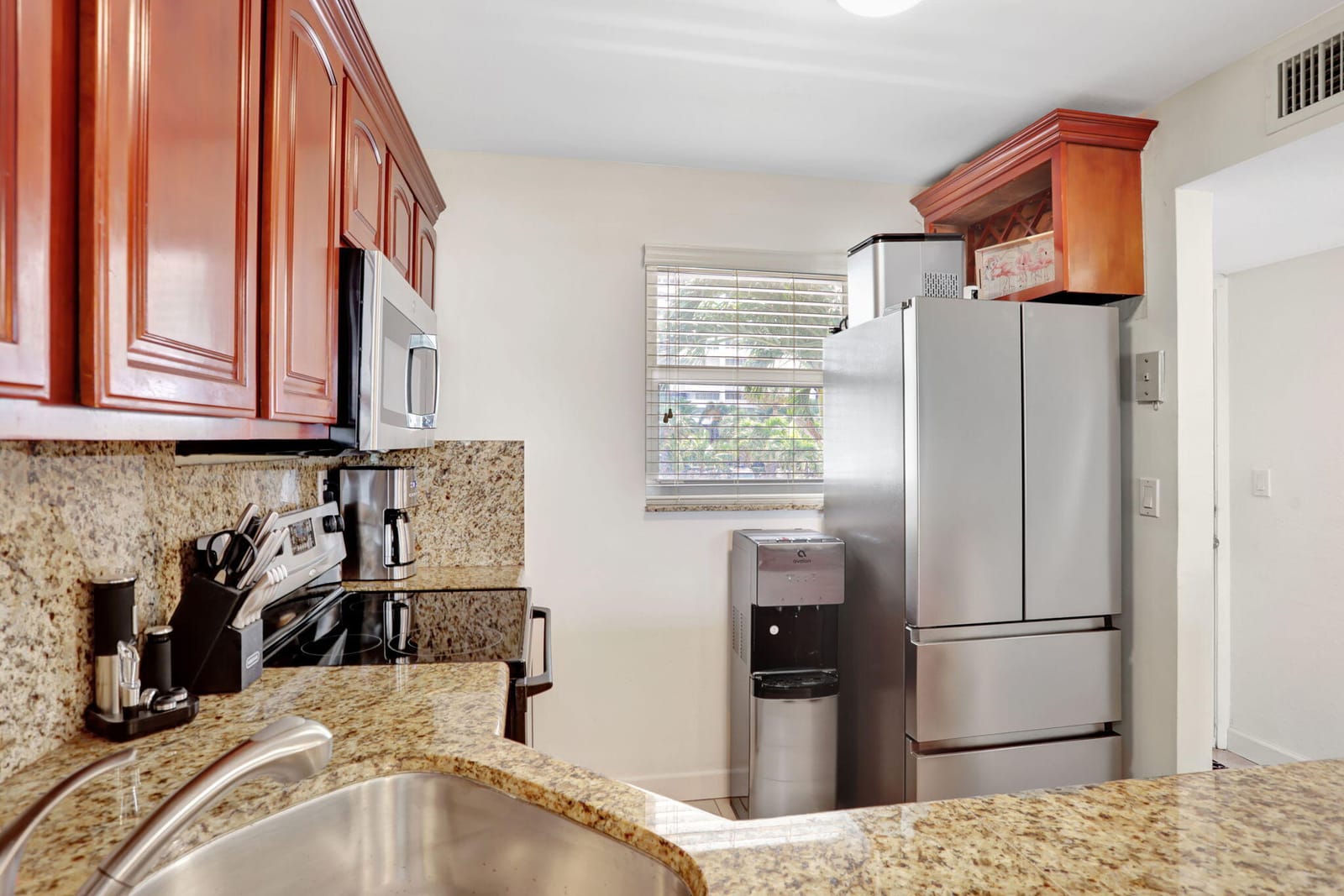 1391 S Ocean Boulevard 206 — photo 8