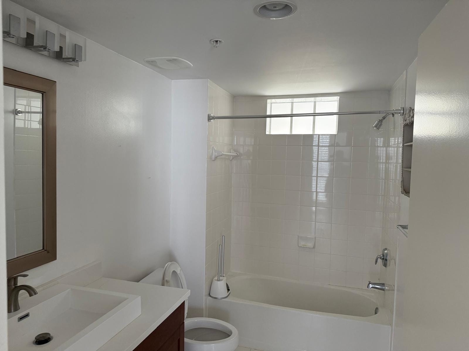 7275 SW 90th Way 311 — photo 8