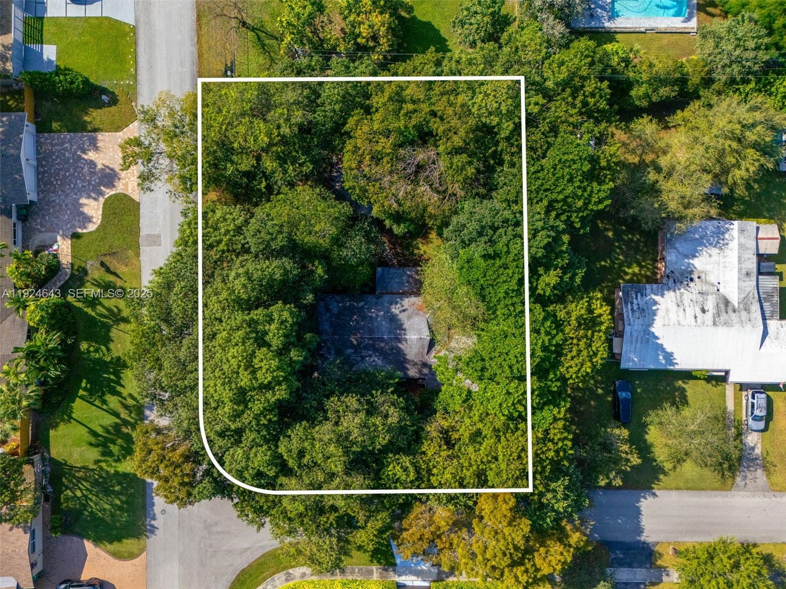 11550 SW 108th Court, Miami, FL 33176