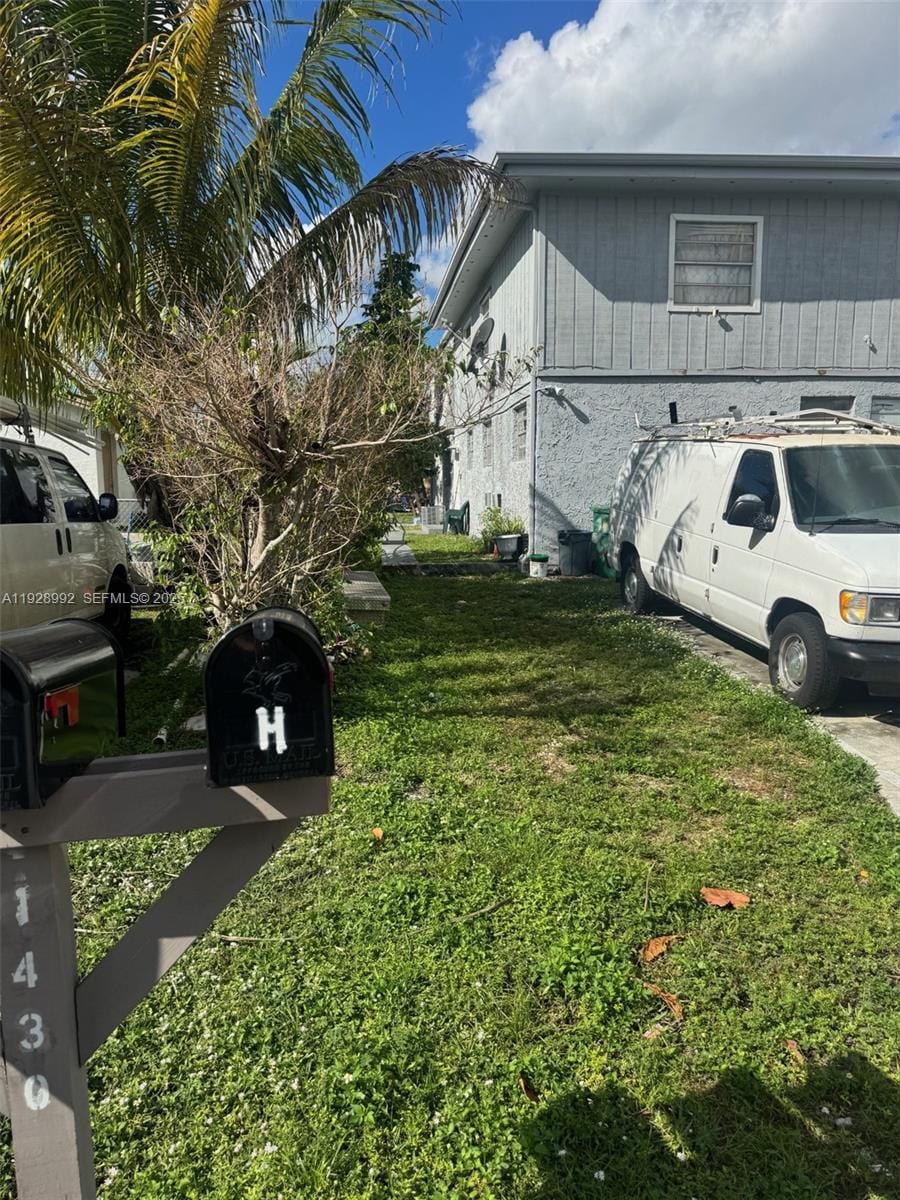 1410 SW 44th Avenue 1-5 — photo 4