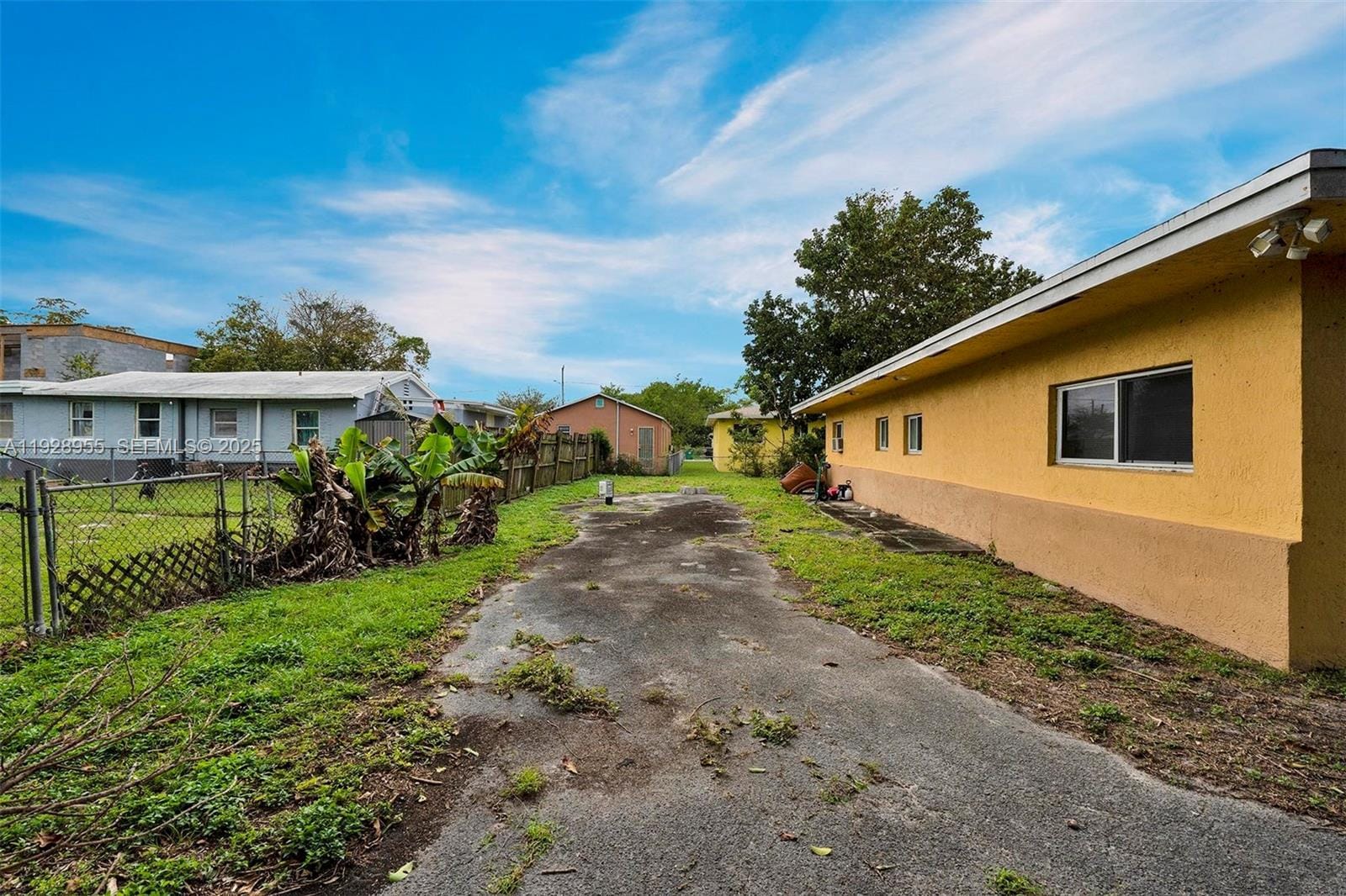 1910 NW 72nd Street, Miami, FL 33147 photo 30
