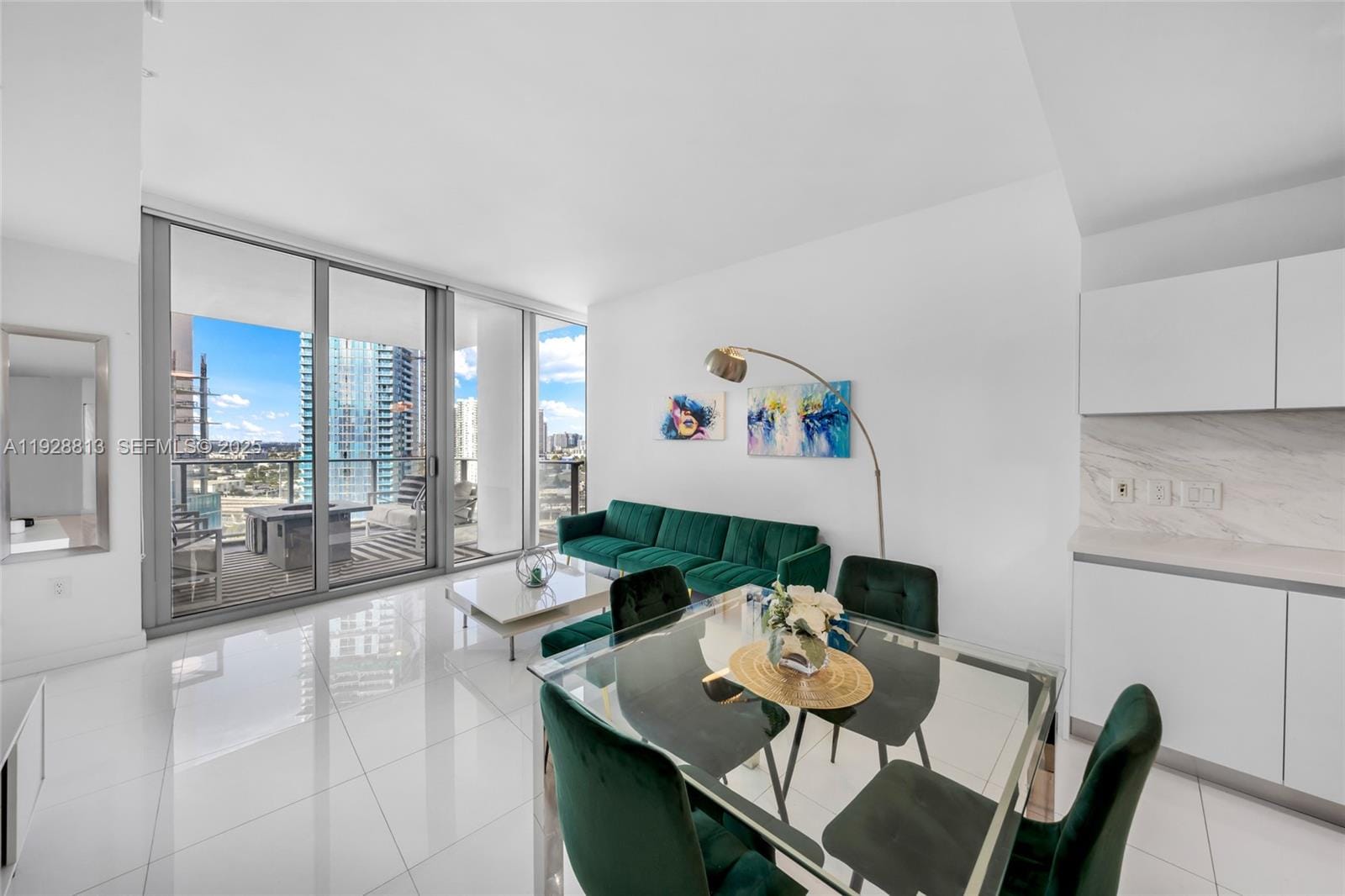 851 NE 1st Avenue 1700, Miami, FL 33132 photo 12