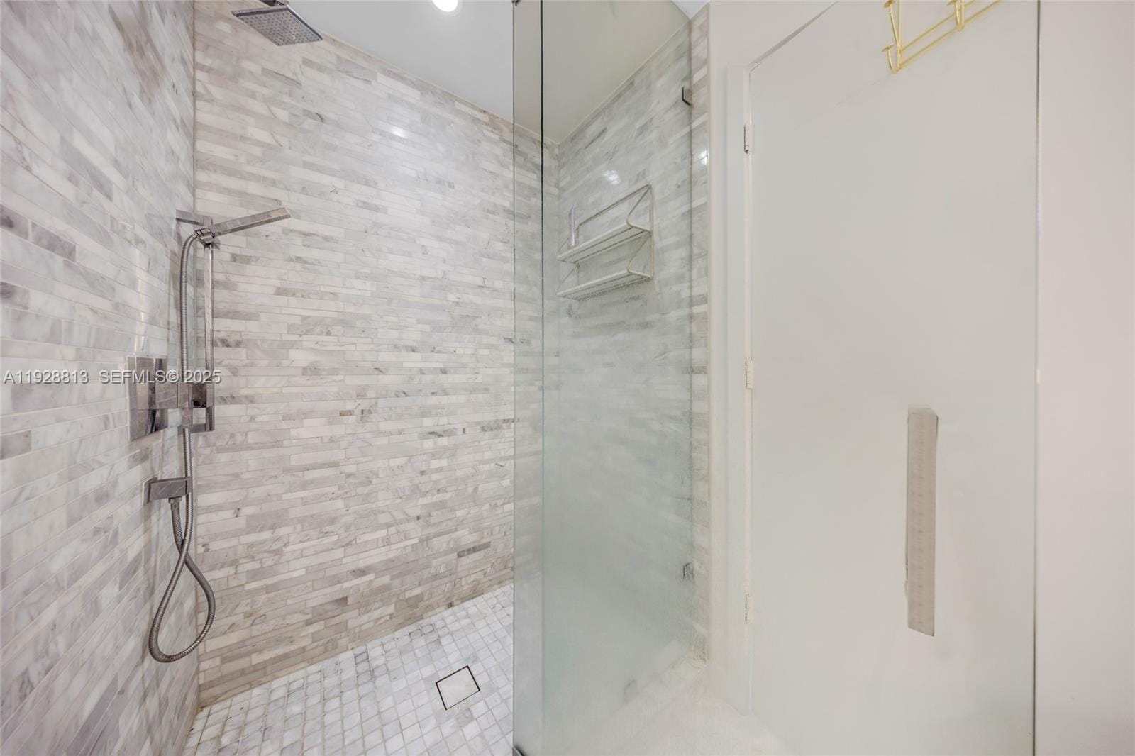 851 NE 1st Avenue 1700, Miami, FL 33132 photo 24