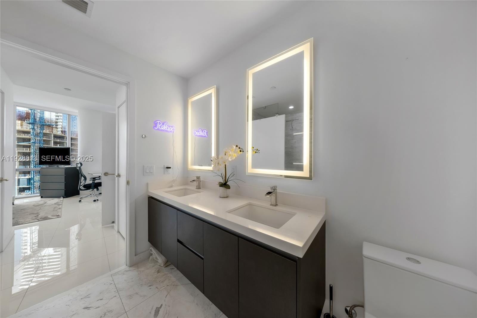 851 NE 1st Avenue 1700, Miami, FL 33132 photo 25
