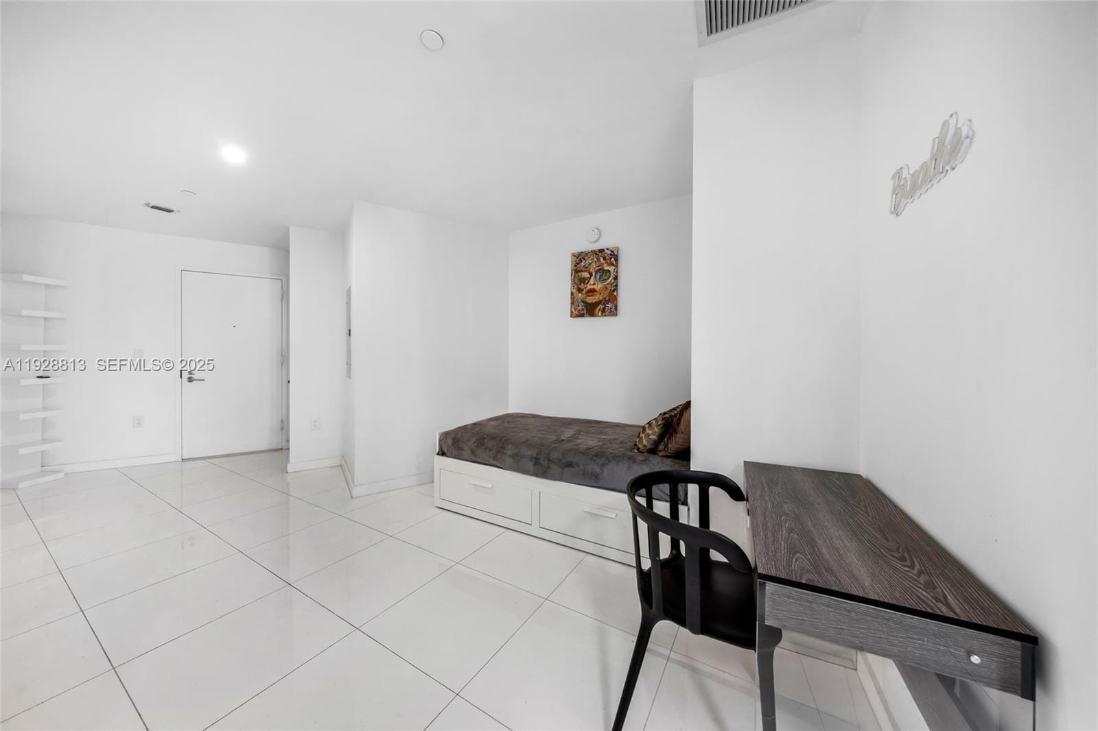 851 NE 1st Avenue 1700, Miami, FL 33132 photo 9