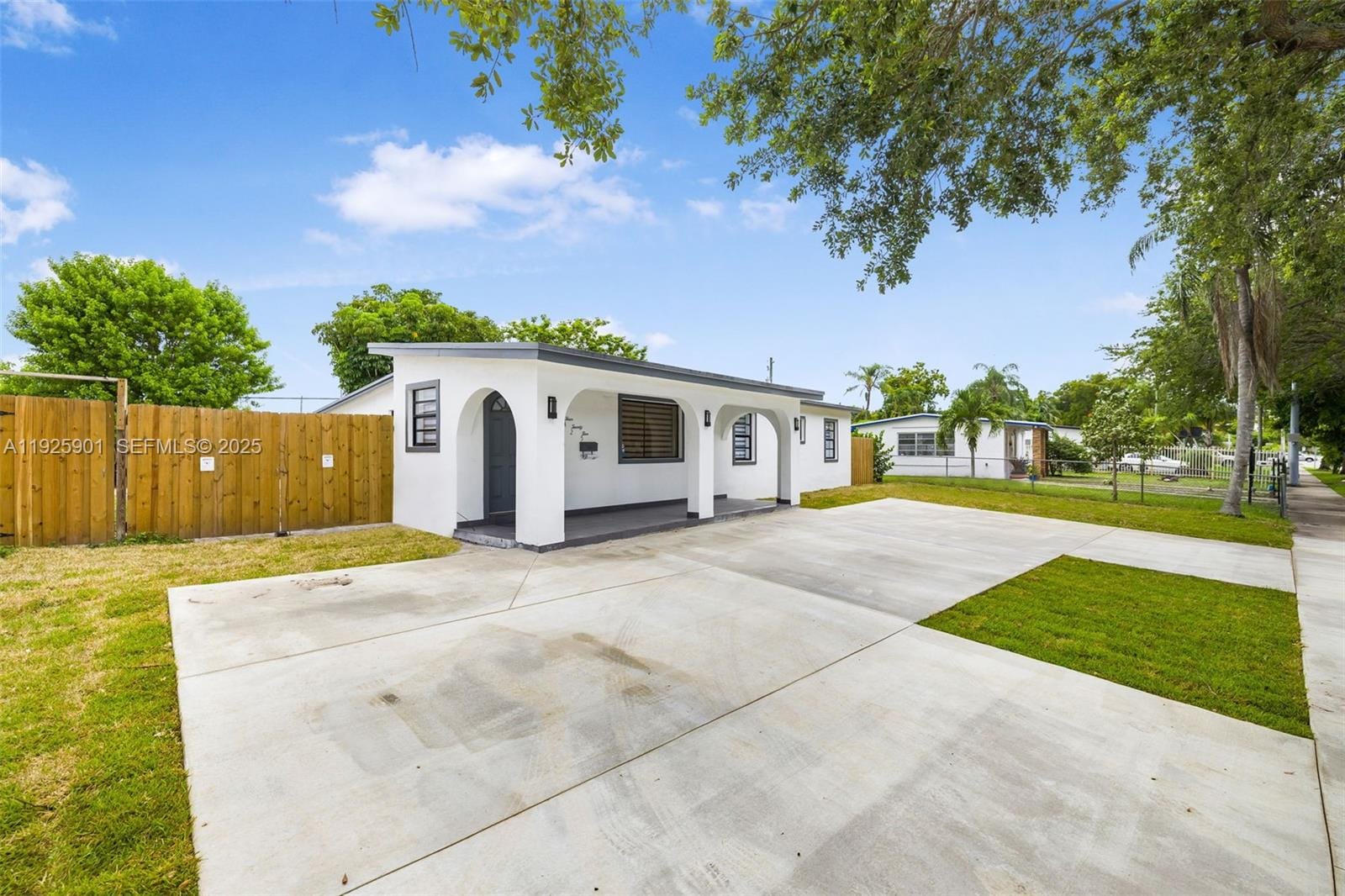5425 SW 112th Avenue, Miami, FL 33165 photo 2