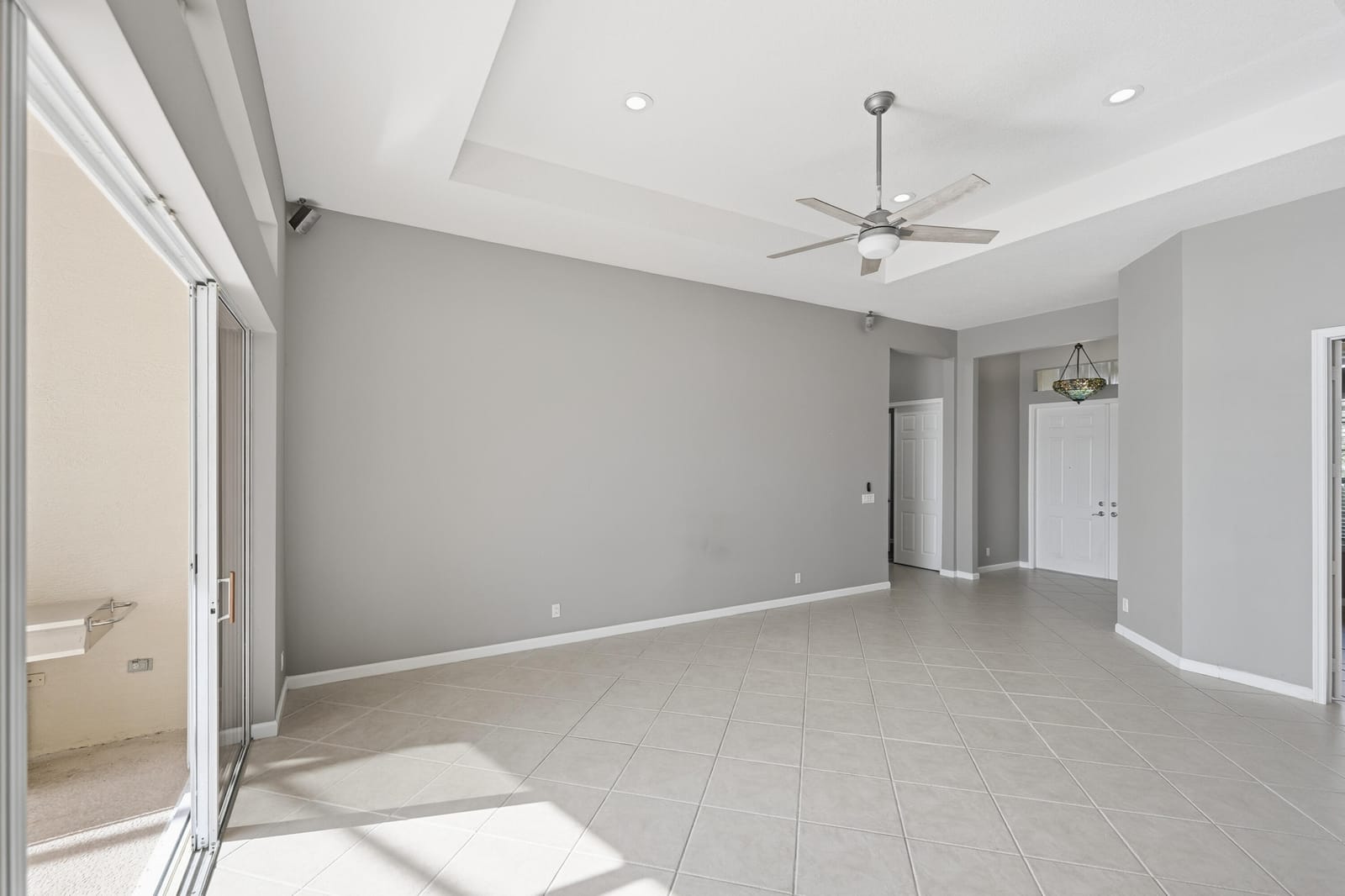125 NW Madison Court — photo 10