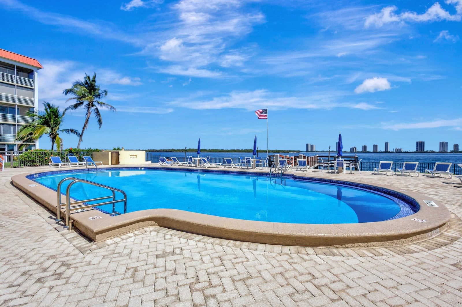 105 Paradise Harbour Boulevard 307, North Palm Beach, FL 33408 photo 25