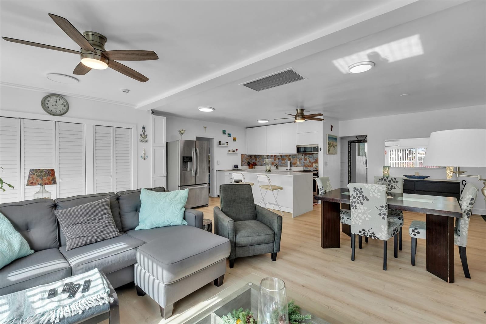 3194 Taft Street — photo 12