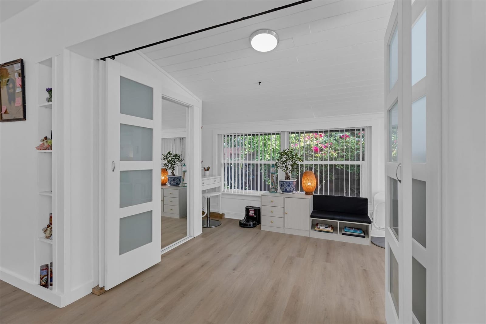 3194 Taft Street — photo 7