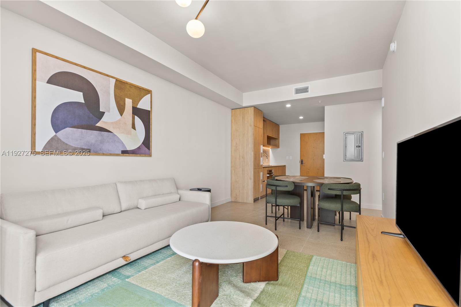 11 NE 6th Street 3213, Miami, FL 33132, Miami