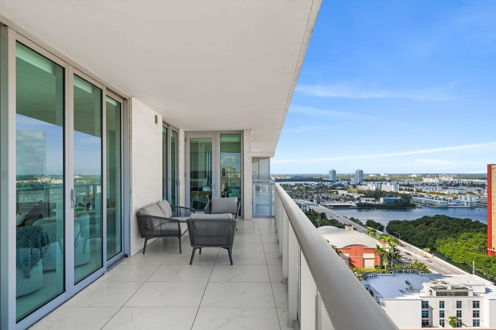 300 Sunny Isles Boulevard 4-2201, Sunny Isles Beach, FL 33160 photo 28