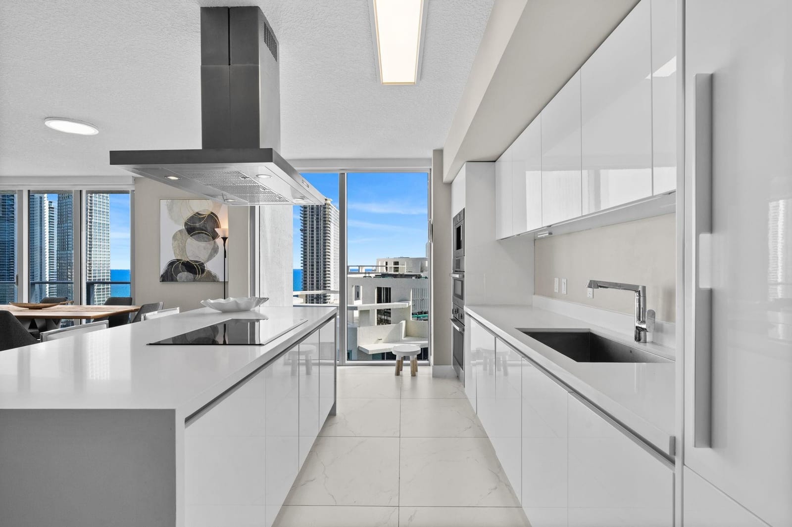 300 Sunny Isles Boulevard 4-2201, Sunny Isles Beach, FL 33160 photo 4