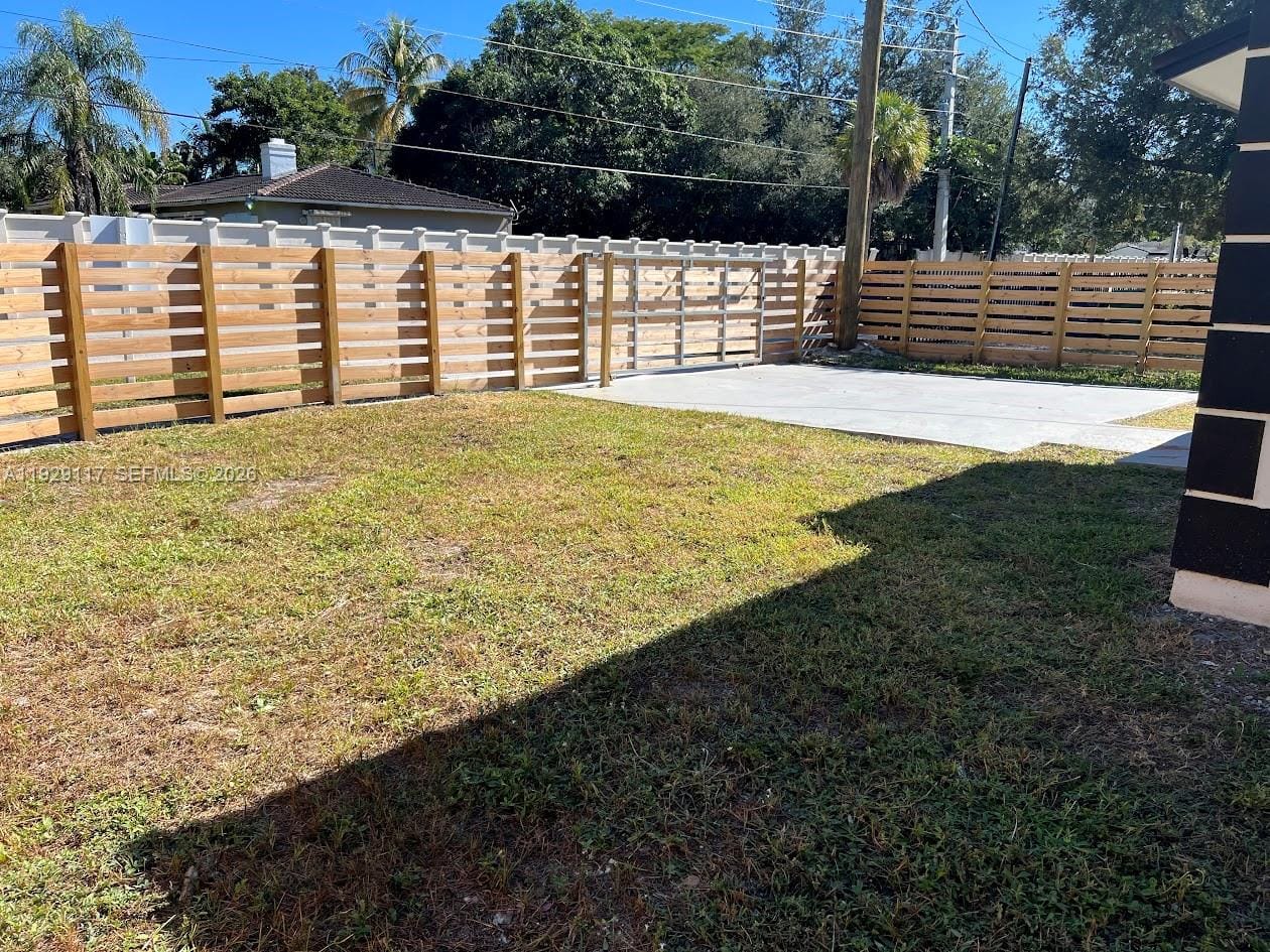 9254 NW 3rd Avenue — photo 4