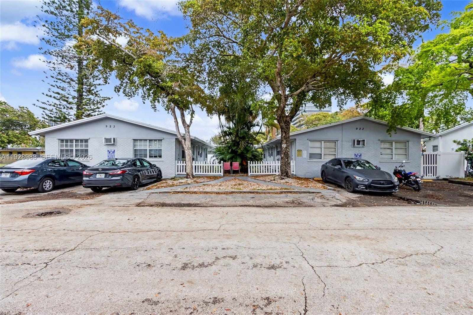 923 SE 2nd Avenue 1-6, Hallandale Beach, FL 33009 photo 14