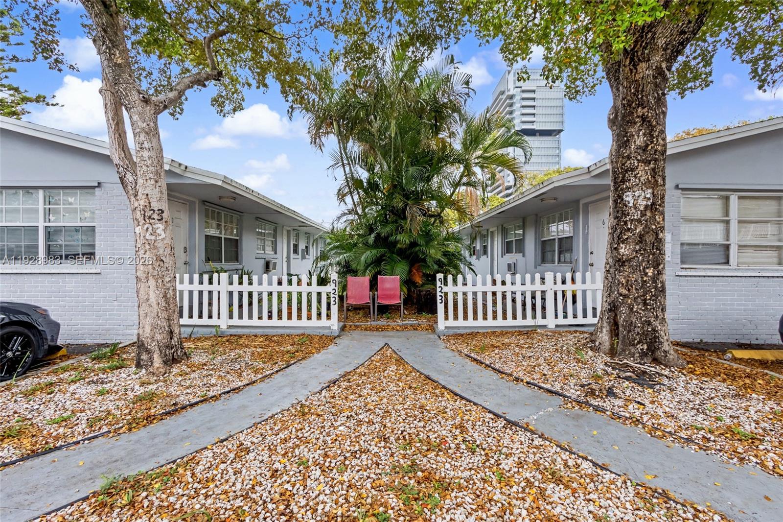 923 SE 2nd Avenue 16, Hallandale Beach, FL 33009, Hallandale Beach