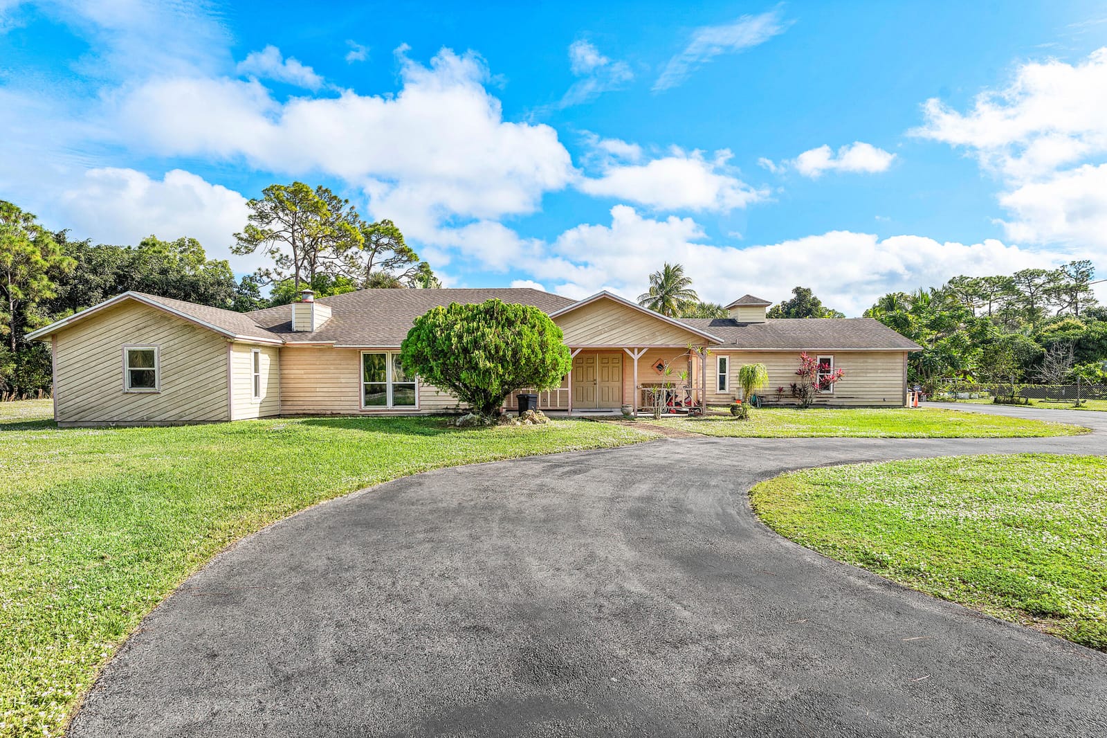 5180 Royal Palm Beach Boulevard — photo 3