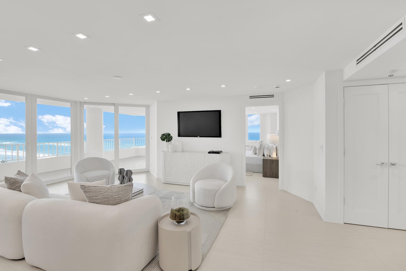 550 S Ocean Boulevard 1001 — photo 2