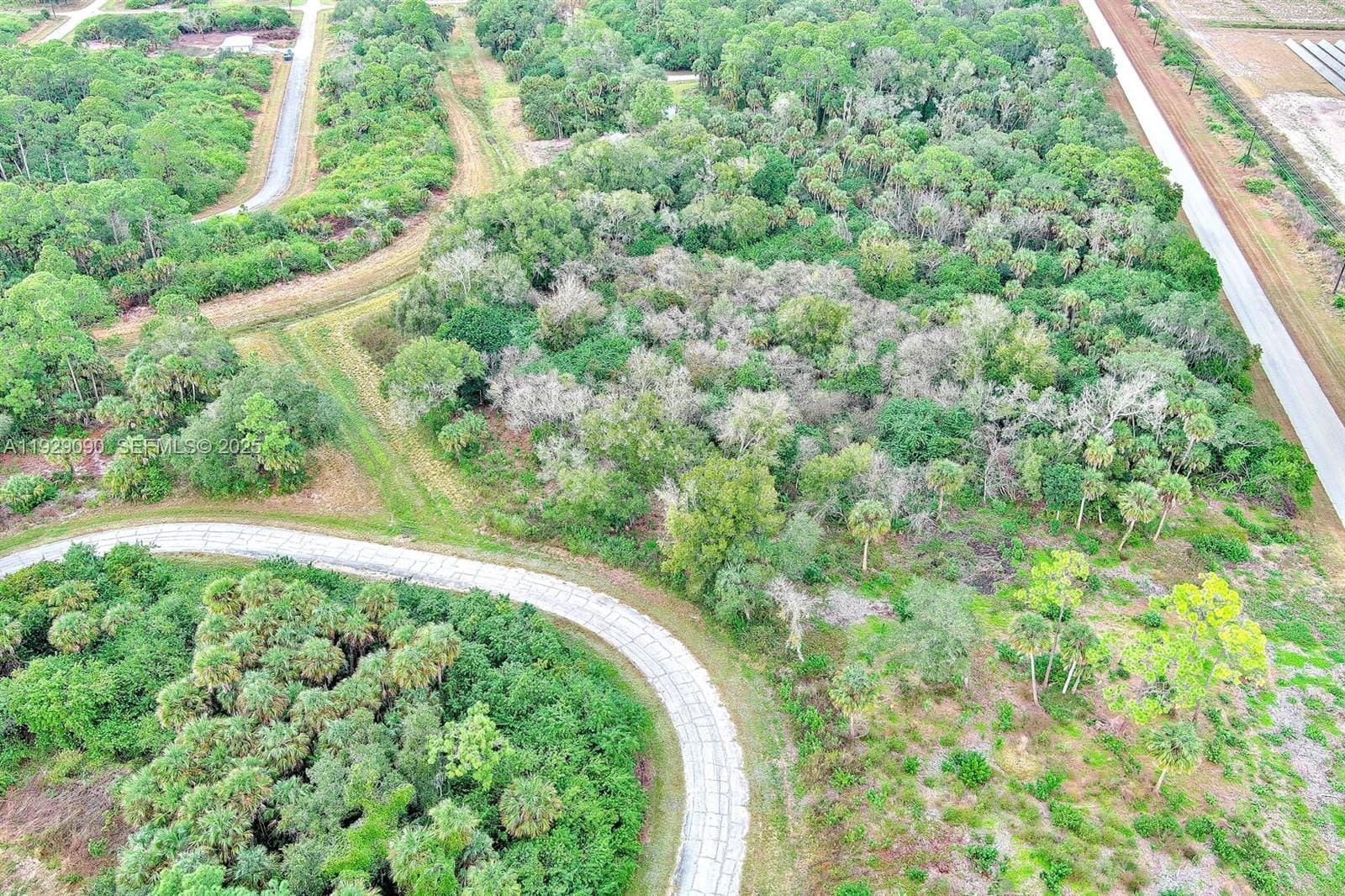 173 Carousel Avenue, LaBelle, FL 33935 photo 12