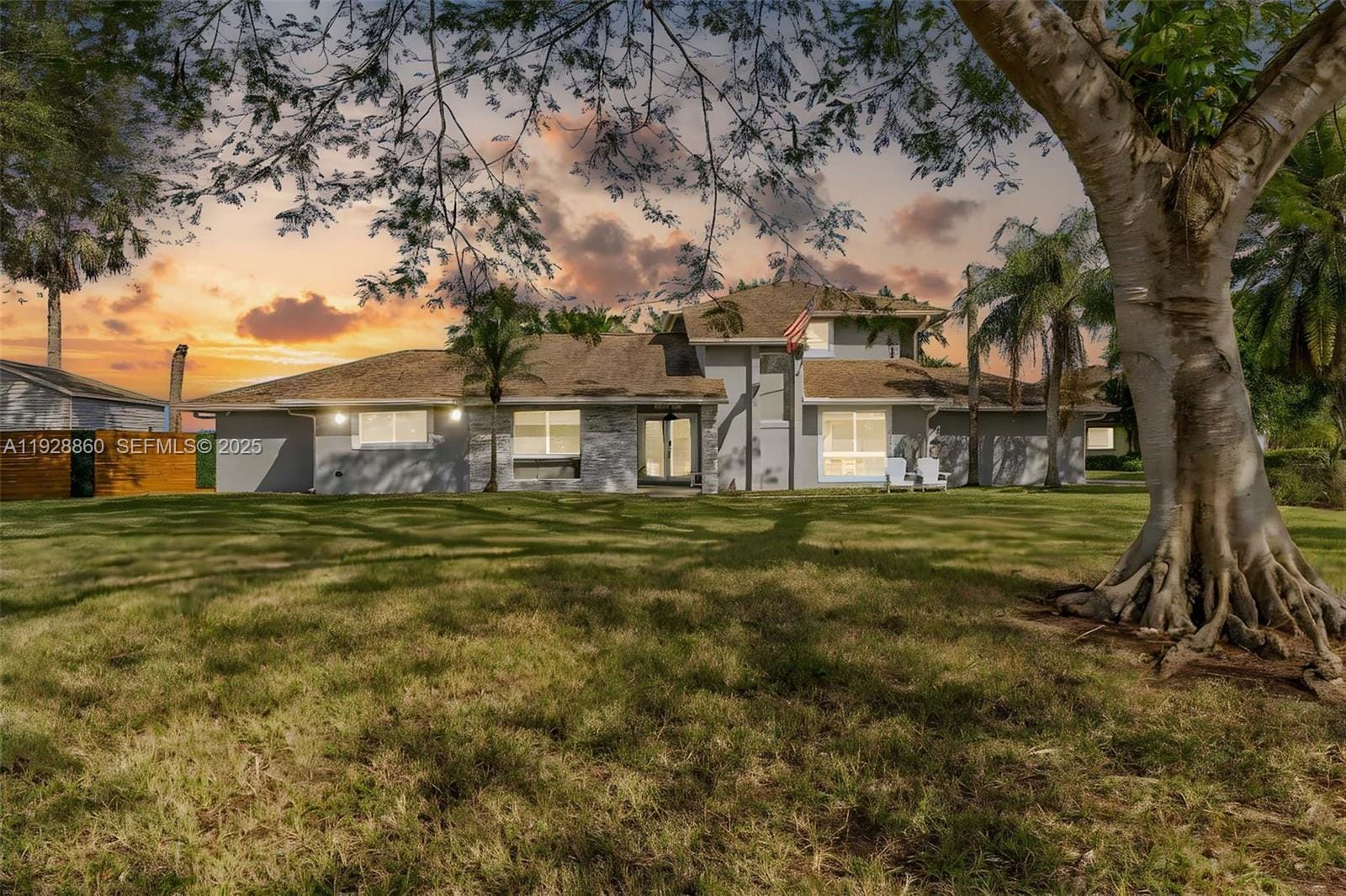 4 bedroom home for sale at 15151 164th, Miami, FL 33187 — $1,390,000